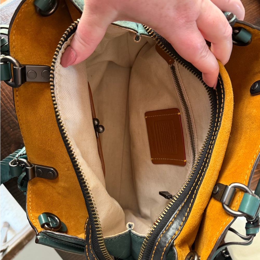 Coach 1941 Rogue 30 With Whipstitch Handle Teal Mixed Leather F58116 - Picture 9 of 15